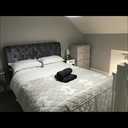 Luxury * Waterford